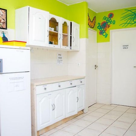 Terrace Beach House Bed & Breakfast การ์กาแวโลส ภายนอก รูปภาพ